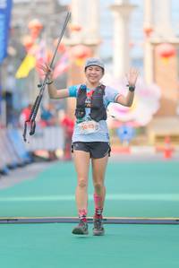 BIB: 5043
                            <button type="button" onclick="openModal(21761021)" class="btn btn-primary btn-sm float-right btn-popup" data-toggle="modal" data-target=".modal-high-quality">
                        <i class="fas fa-shopping-cart"></i> Add to Cart
                    </button>
                                            <button type="button" onclick="isThisMe(21761021, true)" class="btn btn-success btn-sm float-right btn-popup btn-isme hidden" data-toggle="tooltip" data-placement="bottom" title="นี่คือรูปของคุณใช่ไหม คลิกที่นี่เพื่อเอาเข้าอัลบั้ม">
                        <i class="fas fa-plus"></i> Add to album
                    </button>
                    <button type="button" onclick="isThisMe(21761021, false)" class="btn btn-warning btn-sm float-right btn-popup btn-isnotme hidden">
                        <i class="fas fa-ban"></i> Remove from album
                    </button>